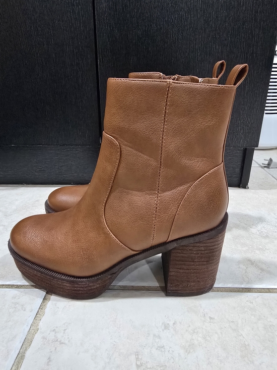 Cushionaire Shoes - Women's Cognac Platform Block Heel Ankle Boots